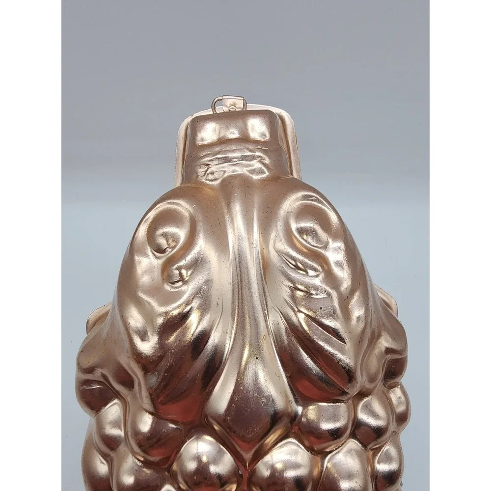 Vintage Copper Grapes Metal Jelly Cake Mold Wall Decor Hanging Kitchenware